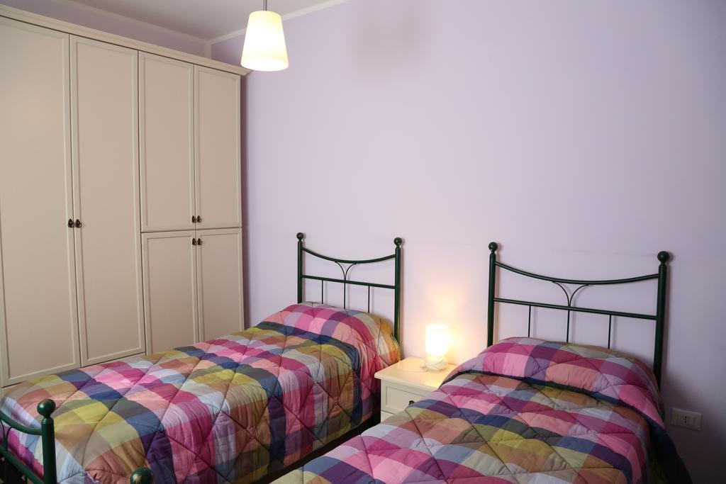 B&B Il Tiglio Padula Habitación foto